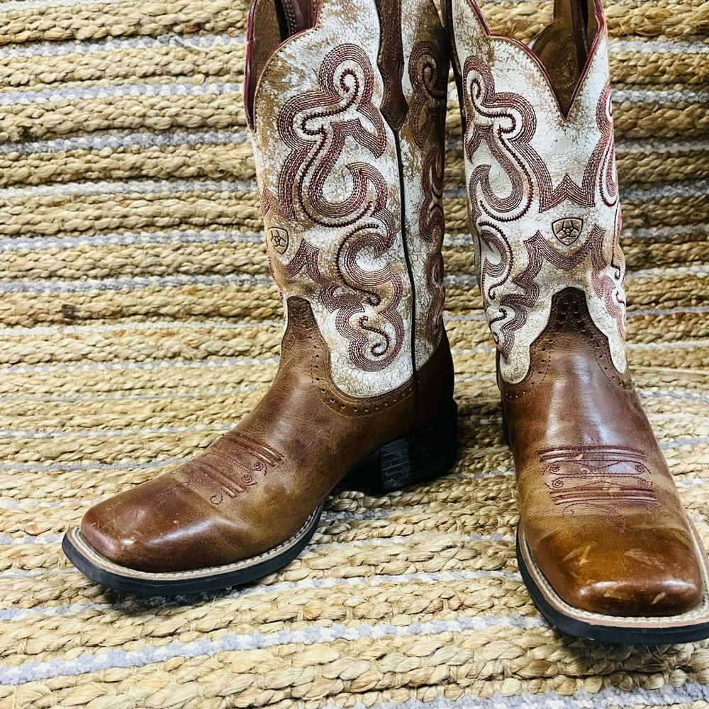 Ariat Brown and Cream Western Boots